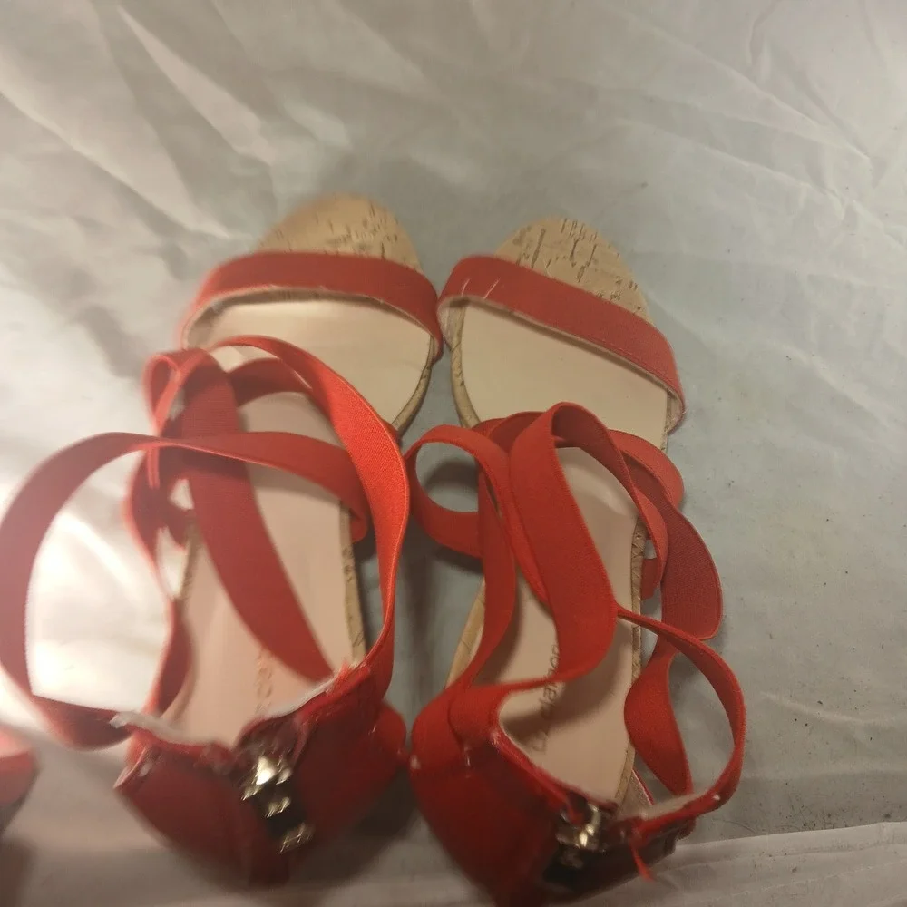 Liz‎ Claiborne Womens Red Strappy Elastic Cork Wedge Sandals Size 8M Back Zip